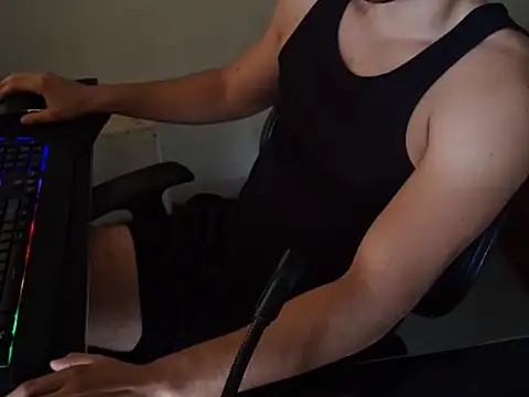 Snapshot of Easybooy1010 chatting on January 15, 2026, 8:34 pm Easybooy1010 online show from January 15, 2026, 8:34 pm