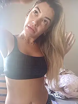 DESIRIE0609 online show from November 6, 2025, 2:40 pm