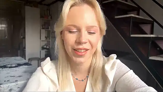 JinRenkes online show from October 24, 2025, 10:44 am