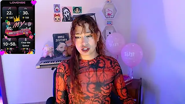 AdelineEsposito online show from February 6, 2026, 3:33 am