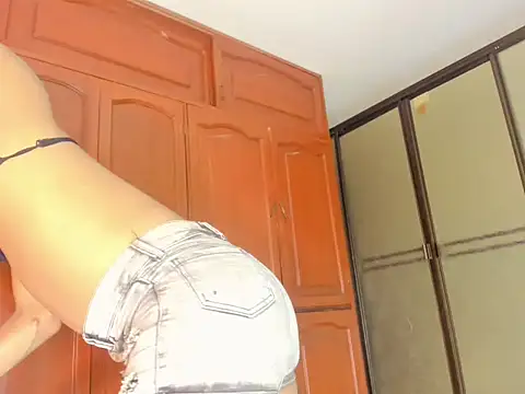 shopy horny online show from December 1, 2025, 8:41 am