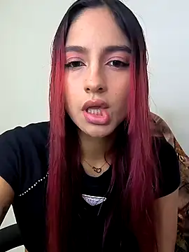 SofiCastro09  online show from October 29, 2025, 9:27 pm