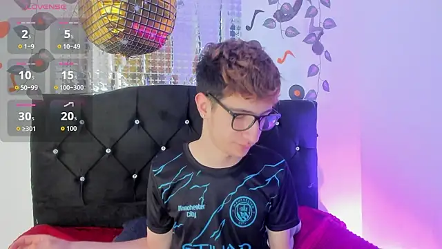 Erick Taylor3 online show from November 1, 2025, 5:59 pm