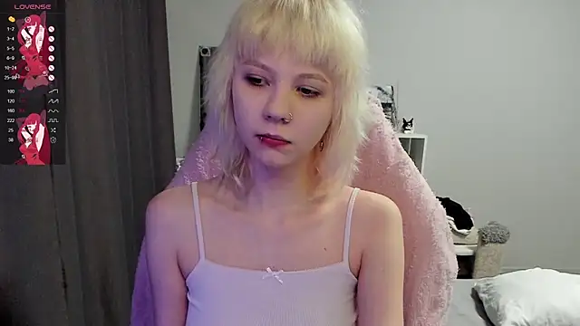 TenderTwos online show from April 26, 2026, 8:17 pm