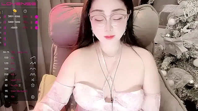 Snapshot of Monica-666888- chatting on March 6, 2026, 5:09 pm Monica-666888- online show from March 6, 2026, 5:09 pm