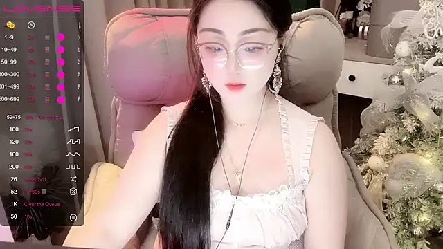 Snapshot of Monica-666888- chatting on March 10, 2026, 6:35 pm Monica-666888- online show from March 10, 2026, 6:35 pm