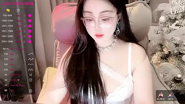 Snapshot of Monica-666888- chatting on March 12, 2026, 4:13 pm Monica-666888- online show from March 12, 2026, 4:13 pm