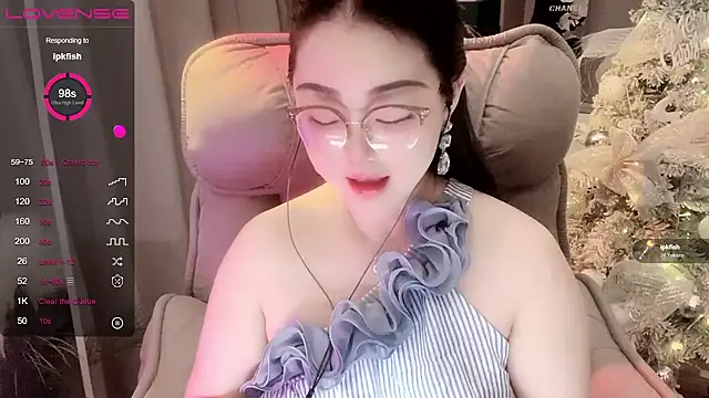 Snapshot of Monica-666888- chatting on April 7, 2026, 8:31 pm Monica-666888- online show from April 7, 2026, 8:31 pm