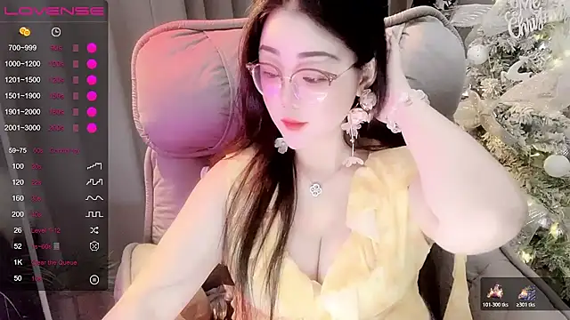 Snapshot of Monica-666888- chatting on April 16, 2026, 8:04 am Monica-666888- online show from April 16, 2026, 8:04 am