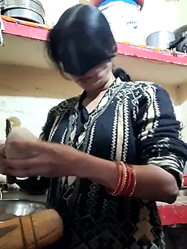 Pyaar Ki Pooja online show from November 14, 2025, 3:27 am