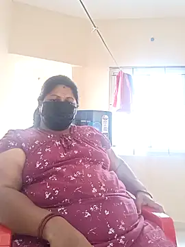 sreemamitha9 online show from December 18, 2025, 6:41 am