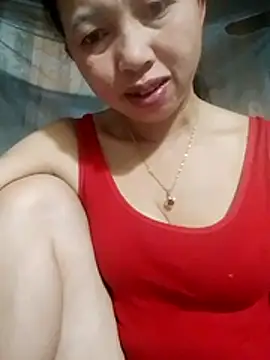 TRIEUTRIEU20 online show from April 2, 2026, 7:33 pm