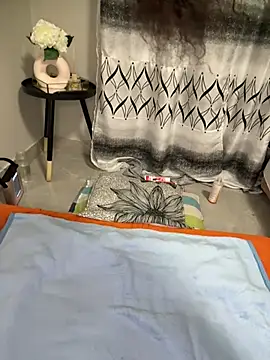 Nicole bash online show from April 16, 2026, 7:31 am