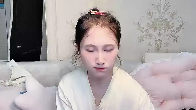 anna-888- online show from April 9, 2026, 1:27 am