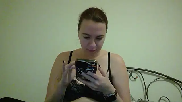 Snapshot of Latexaddictx_ chatting on January 8, 2026, 8:11 pm Latexaddictx online show from January 8, 2026, 8:11 pm