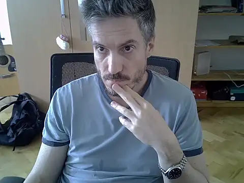 delayclose   online show from May 14, 2026, 3:52 pm