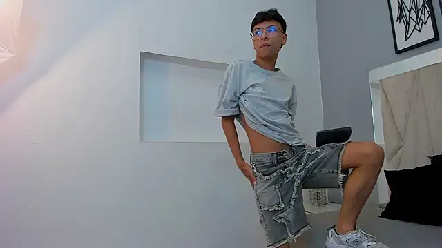 adams bobby online show from February 1, 2026, 11:42 am