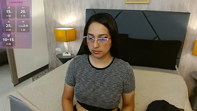 LexyBlaze  online show from December 18, 2025, 11:27 am