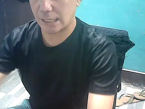 Snapshot of yourasiandesire69 chatting on October 24, 2025, 10:33 am yourasiandesire69 online show from October 24, 2025, 10:33 am