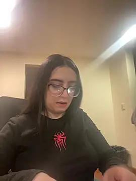 Kloe Novoa online show from March 31, 2026, 12:05 pm