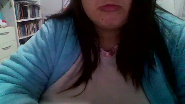 Snapshot of crazzyanne chatting on May 20, 2026, 2:29 am crazzyanne online show from May 20, 2026, 2:29 am