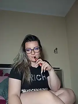 Gabrielaalialiali online show from June 2, 2026, 9:17 pm