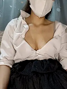 ezabel- online show from April 9, 2026, 11:32 pm