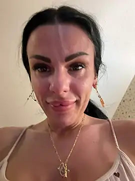 EmmaVayne online show from March 2, 2026, 5:08 am