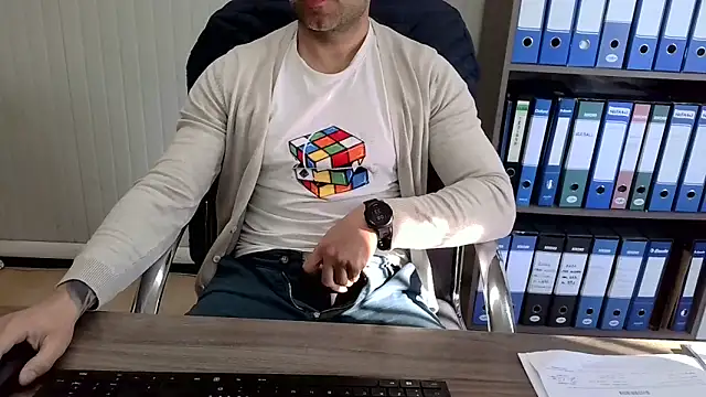 Evasionee online show from March 23, 2026, 7:34 am