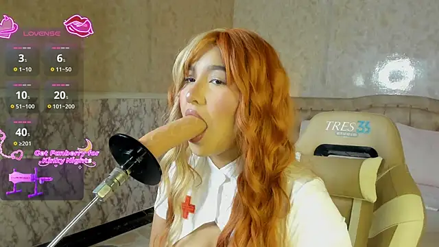 WhitneySweet online show from November 9, 2025, 10:02 am