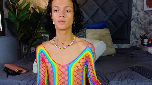 Indi rave online show from November 4, 2025, 3:44 pm