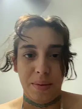 gigi333regi online show from November 22, 2025, 9:58 pm