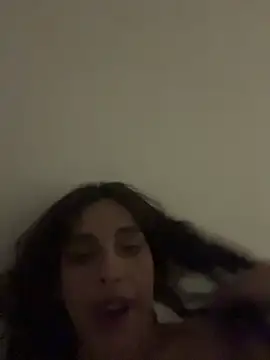 gigi333regi online show from February 16, 2026, 5:25 am