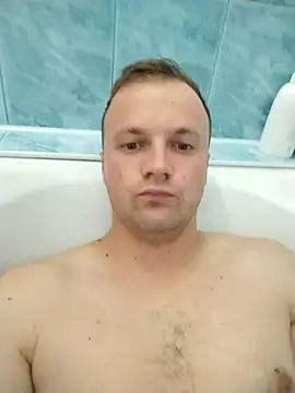 Snapshot of BevonFuller chatting on October 25, 2025, 1:57 am BevonFuller online show from October 25, 2025, 1:57 am