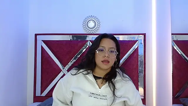 Aria cloud69 online show from October 27, 2025, 4:22 pm