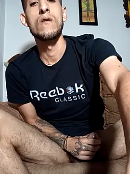 Clouer glow16 online show from February 18, 2026, 4:30 am