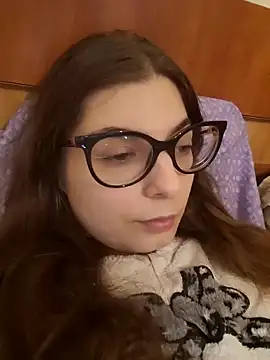 sweetbabygirlforyou online show from April 1, 2026, 9:54 am