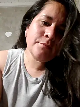 Clara Arg online show from November 29, 2025, 2:58 am