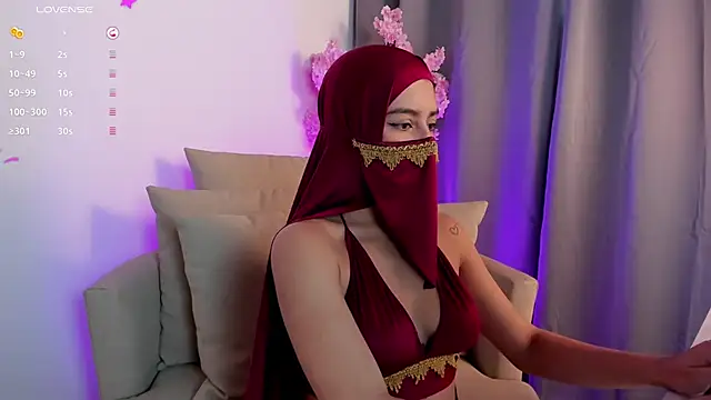 shaima   online show from March 31, 2026, 9:04 pm