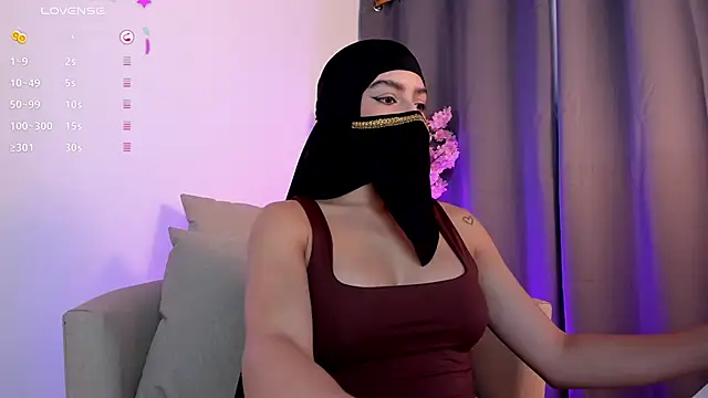 Snapshot of shaima__ chatting on April 18, 2026, 8:31 pm shaima online show from April 18, 2026, 8:31 pm