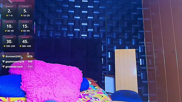 Snapshot of Kesha_rosse_ chatting on November 29, 2025, 6:05 am Kesha rosse online show from November 29, 2025, 6:05 am