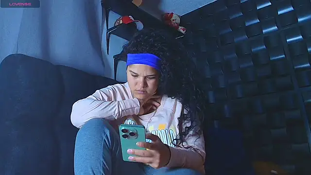 Snapshot of Kesha_rosse_ chatting on January 9, 2026, 9:45 am Kesha rosse online show from January 9, 2026, 9:45 am