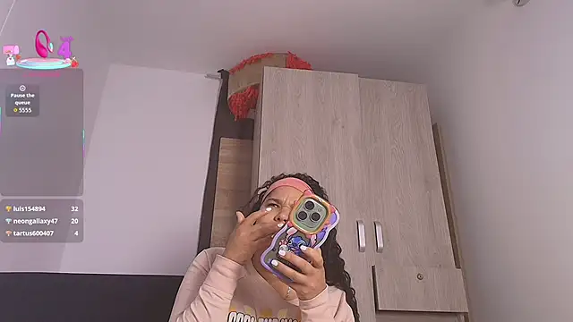 Snapshot of Kesha_rosse_ chatting on February 24, 2026, 5:11 pm Kesha rosse online show from February 24, 2026, 5:11 pm