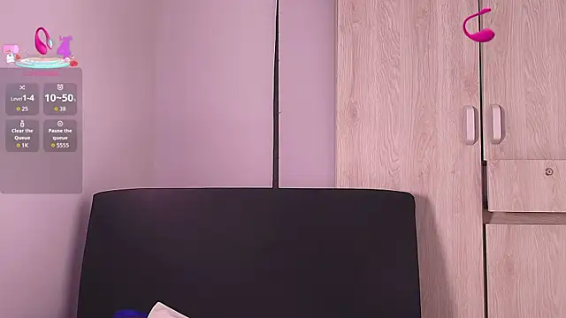 Kesha rosse  online show from March 31, 2026, 5:19 am