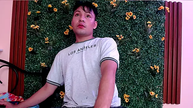 Snapshot of angel666smit chatting on October 30, 2025, 1:34 pm angel666smit online show from October 30, 2025, 1:34 pm