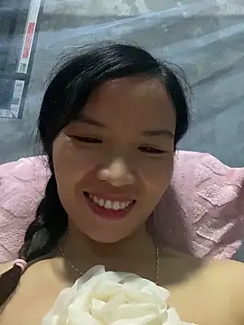 Yunzang online show from November 2, 2025, 11:01 am