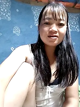 Snapshot of Noelle-e chatting on March 3, 2026, 11:32 pm Noelle-e online show from March 3, 2026, 11:32 pm