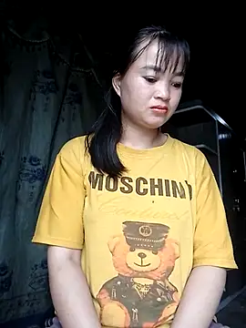 Snapshot of Noelle-e chatting on March 15, 2026, 12:49 am Noelle-e online show from March 15, 2026, 12:49 am