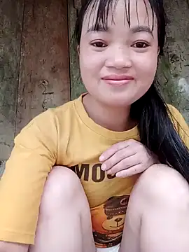 Snapshot of Noelle-e chatting on March 28, 2026, 11:15 pm Noelle-e online show from March 28, 2026, 11:15 pm