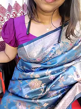 cute mahi07 online show from April 27, 2026, 3:54 pm